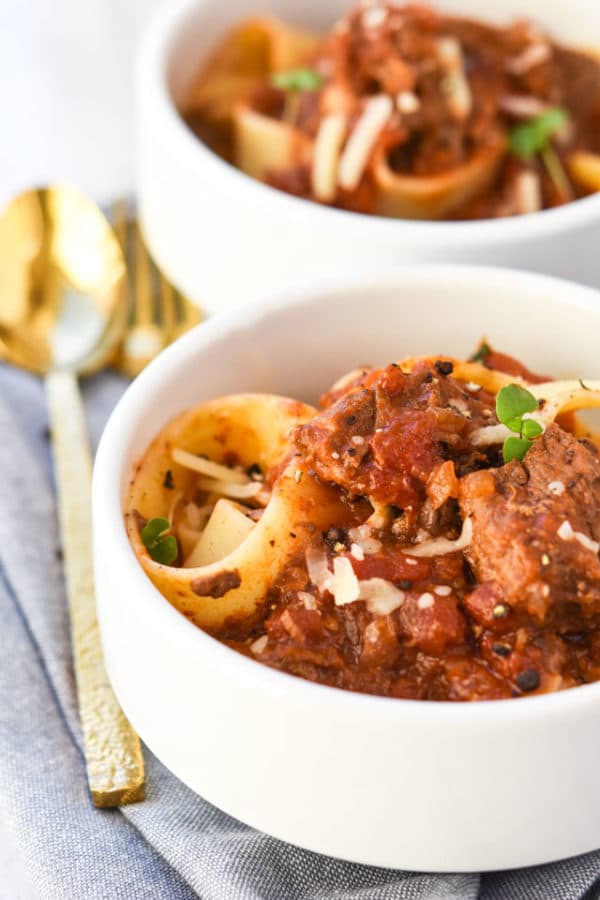 Instant Pot Beef Ragu {Freezer Friendly} Meal Plan Addict