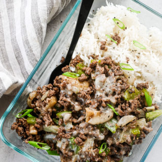 meal prep ground beef cheesesteak in meal prep container