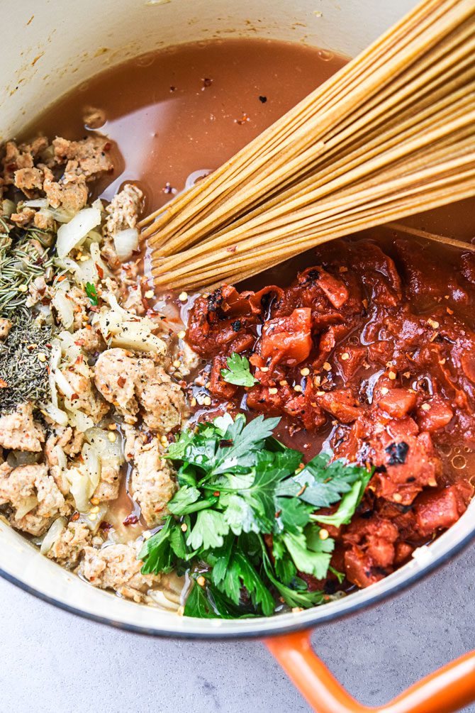 asy One Pot Linguine with Italian Sausage in the pot