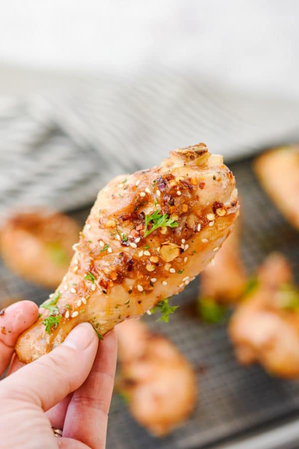 Baked Sweet Chili Chicken Drumsticks {Freezer Friendly} Meal Plan Addict