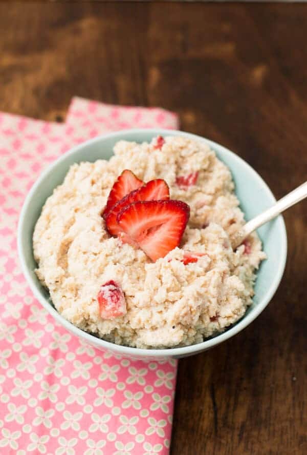 strawberries-and-creme-protein-oatmeal-ohsweetbasil.com-2