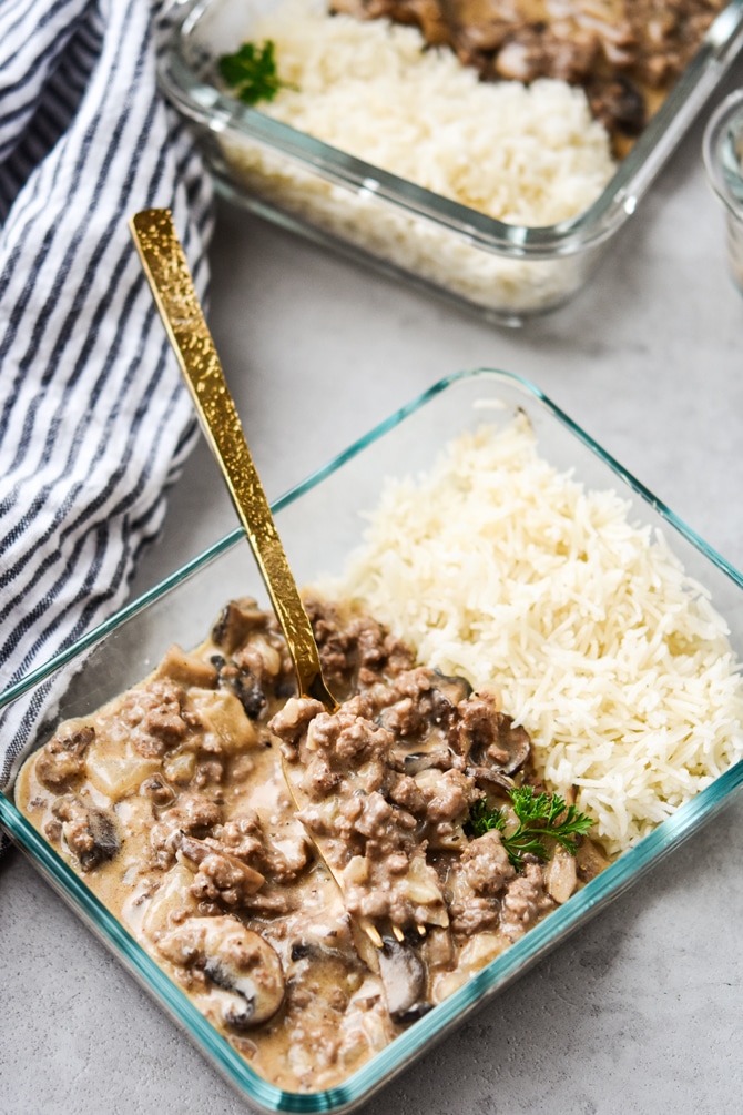 ground beef stroganoff single container with fork