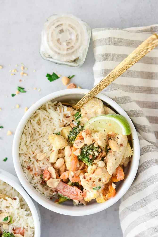 Peanut curry chicken flatlay