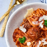 spaghetti-and-meatballs-styled-with-utensils