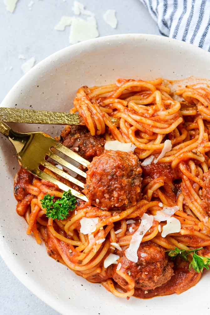 Easy (No Burn!) Instant Pot Spaghetti and Meatballs
