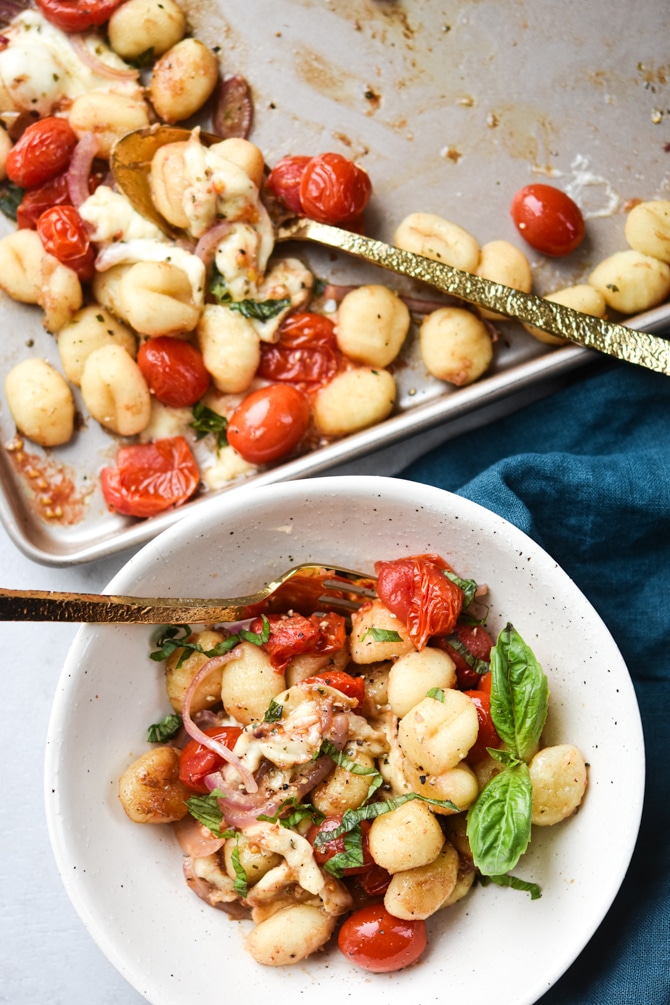 gnocchi-plated-with-bowl-and-sheet-pan