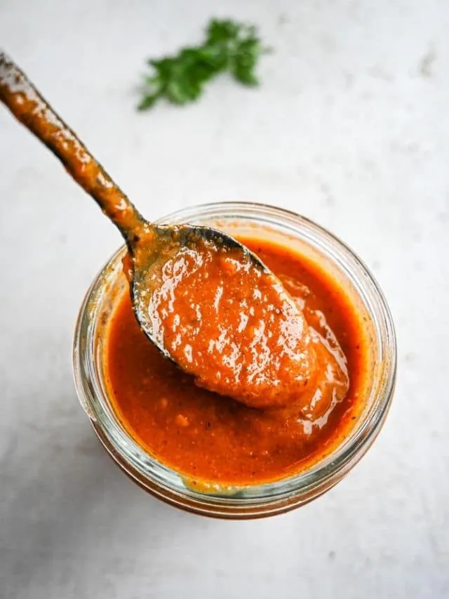 FRESH TOMATO ENCHILADA SAUCE {BATCH COOK & FREEZE}